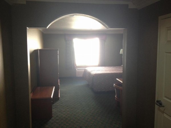 Crystal Inn Suites & Spas image 13