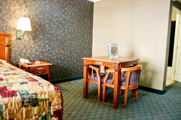 Crystal Inn Suites & Spas image 18